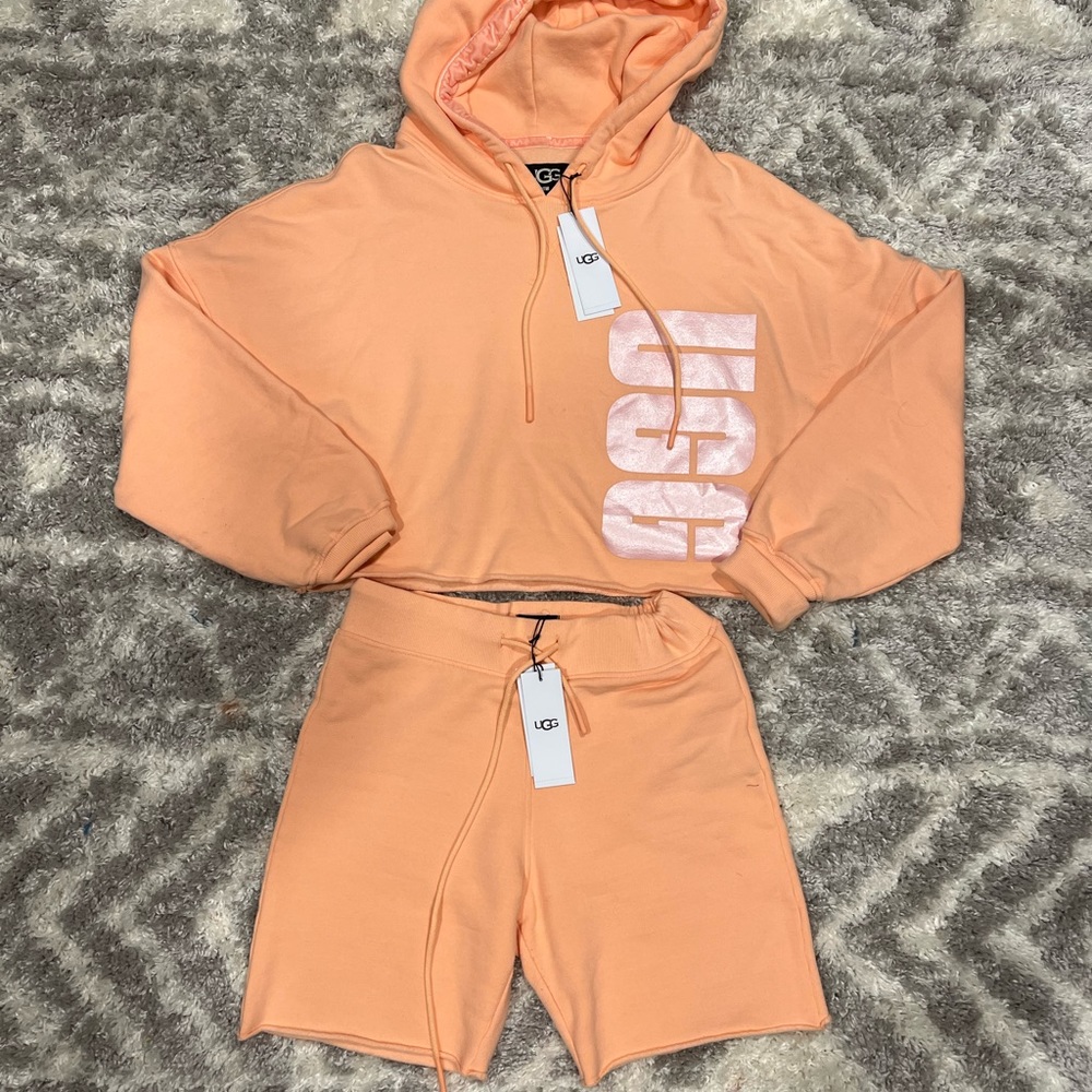 UGG 2pc.set/ Keira hoodie and zahara shorts 💓 - Picture 3 of 16
